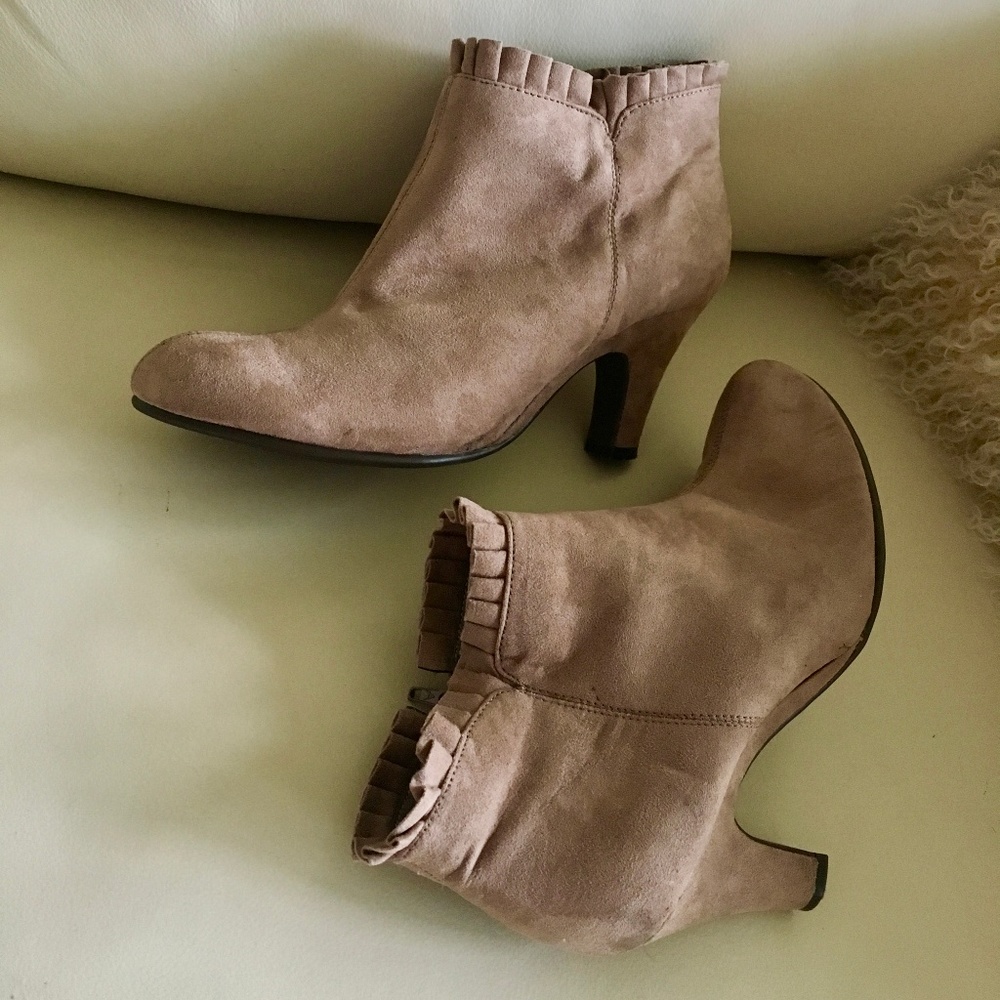 AEROSOLES/Boots